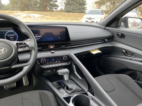 New 2026 Hyundai Elantra Sport image 7