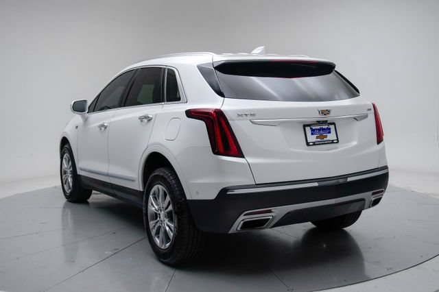 Used 2020 Cadillac XT5 Premium Luxury FWD image 3