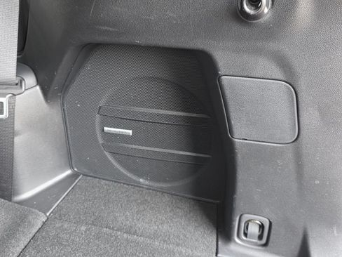 Used 2023 Subaru Ascent Touring AWD/4WD image 14