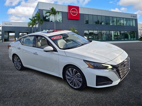 Used 2024 Nissan Altima 2.5 SL image 2