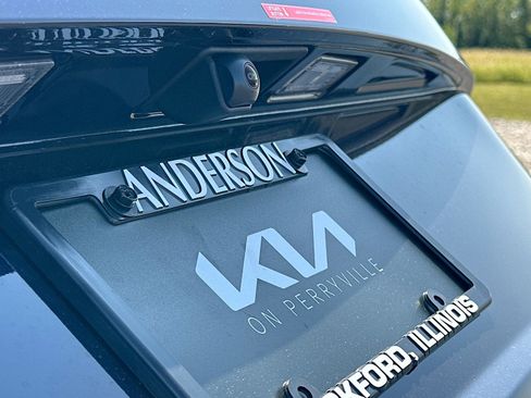 New 2026 Kia Carnival LXS image 12