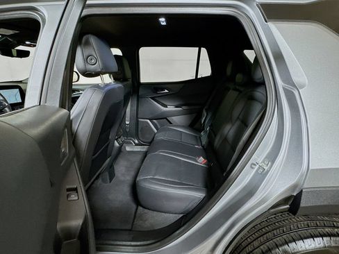Certified 2025 Chevrolet Equinox LT w/ Convenience Package II FWD image 22