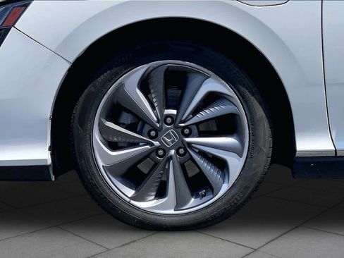 Used 2018 Honda Clarity Touring image 10