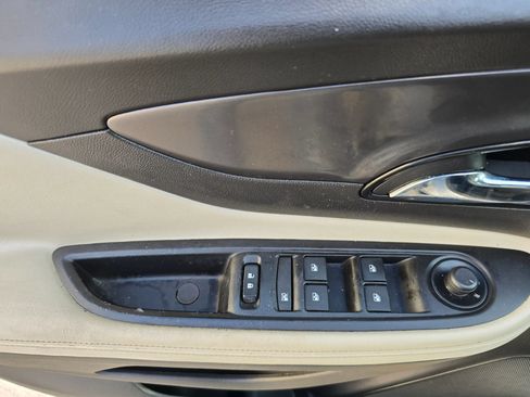 Used 2018 Buick Encore Preferred FWD image 18