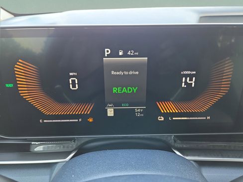 New 2026 Kia Carnival EX FWD image 36