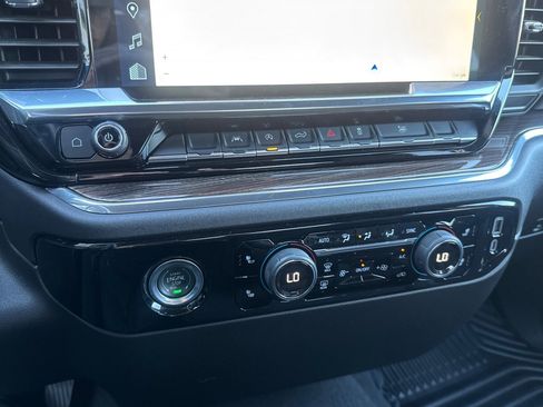 Used 2024 Chevrolet Silverado 1500 LT image 27