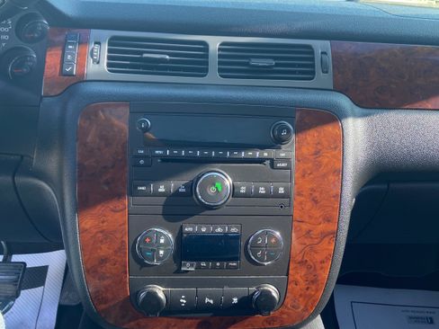 Used 2010 Chevrolet Silverado 1500 LTZ w/ Convenience Package image 12