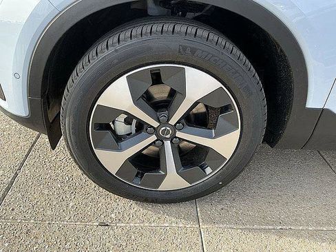 New 2026 Volvo XC40 B5 Plus w/ Protection Package Premier AWD/4WD image 12
