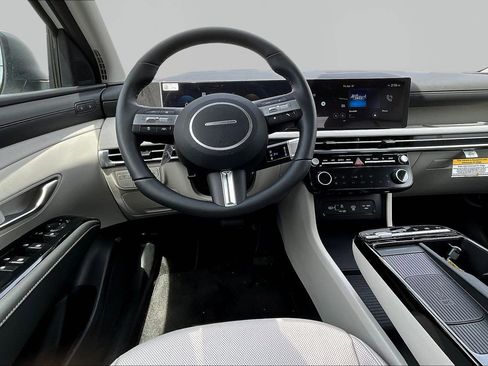 New 2026 Hyundai Tucson Limited AWD/4WD image 9