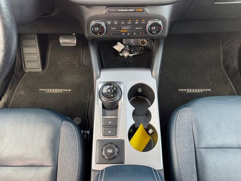 Used 2021 Ford Bronco Sport Outer Banks w/ Outer Banks Package AWD/4WD image 11