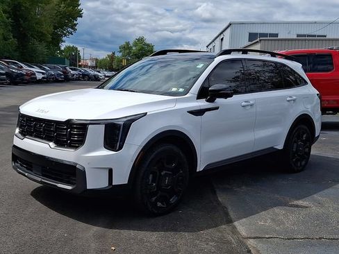 Certified 2024 Kia Sorento SX AWD/4WD image 3