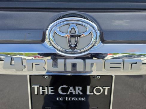 Used 2013 Toyota 4Runner Limited AWD/4WD image 22