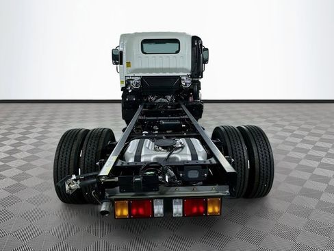 New 2025 Isuzu NQR image 5