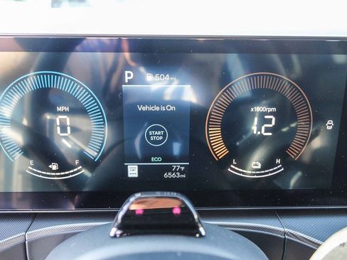 Certified 2025 Hyundai Santa Fe SEL image 26