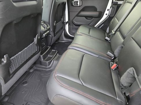 New 2026 Jeep Wrangler Unlimited Rubicon AWD/4WD image 14