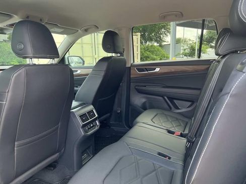 New 2026 Volkswagen Atlas SE FWD image 23