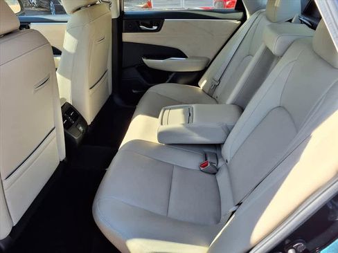 Certified 2018 Honda Clarity Touring image 10