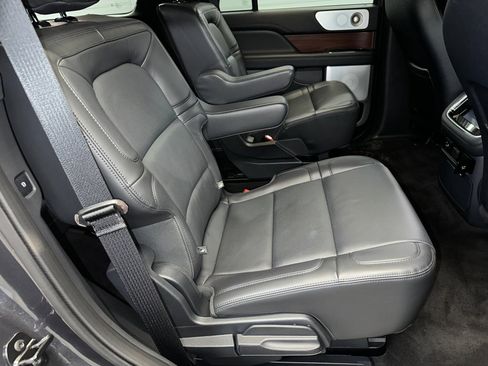 Used 2023 Lincoln Navigator Reserve image 32