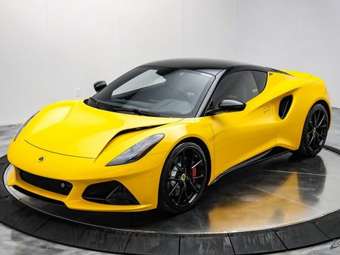 Used 2024 Lotus Emira First Edition image 4