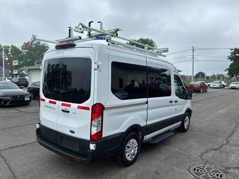Used 2019 Ford Transit 150 XLT RWD image 3