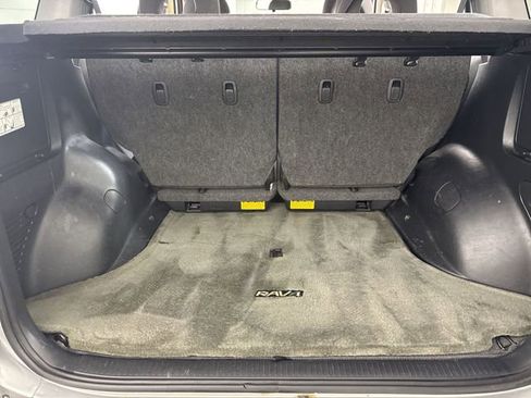 Used 2005 Toyota RAV4 4WD image 14