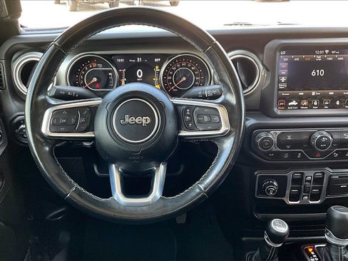 Used 2020 Jeep Gladiator Overland image 8
