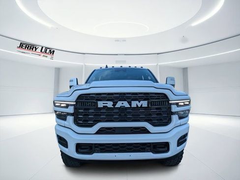 Used 2026 RAM 3500 Limited w/ Bed Utility Group image 7