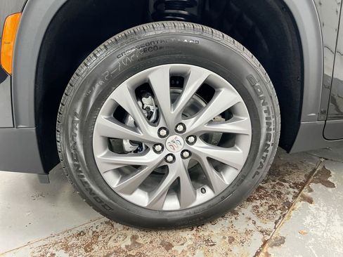 New 2026 Buick Enclave Preferred w/ Power Package AWD/4WD image 29
