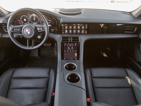 Certified 2025 Porsche Taycan image 12