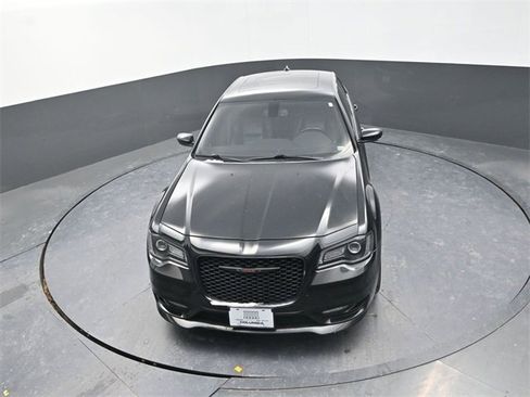 Used 2021 Chrysler 300 S w/ S Model Appearance Package image 10