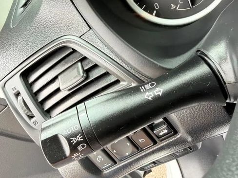 Used 2019 Nissan Sentra S FWD image 19