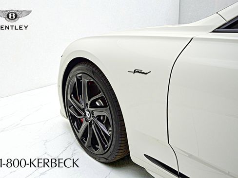 Used 2025 Bentley Continental GT Speed image 18