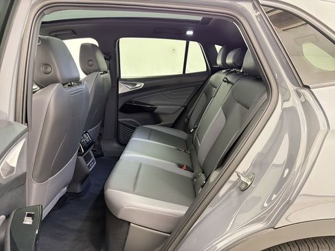 Used 2023 Volkswagen ID.4 S RWD image 14