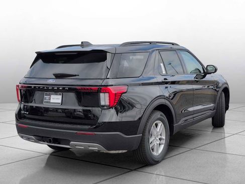 New 2026 Ford Explorer Active w/ Active Comfort Package RWD image 14