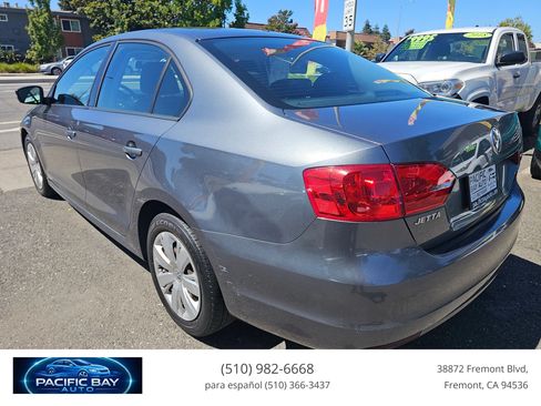 Used 2012 Volkswagen Jetta SE FWD image 5