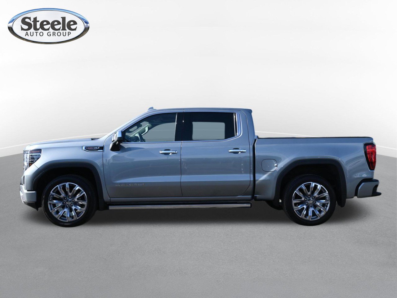 Certified 2025 GMC Sierra 1500 Denali AWD/4WD image 4