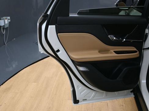 Used 2022 Lincoln Corsair Reserve w/ Equipment Group 201A AWD/4WD image 42