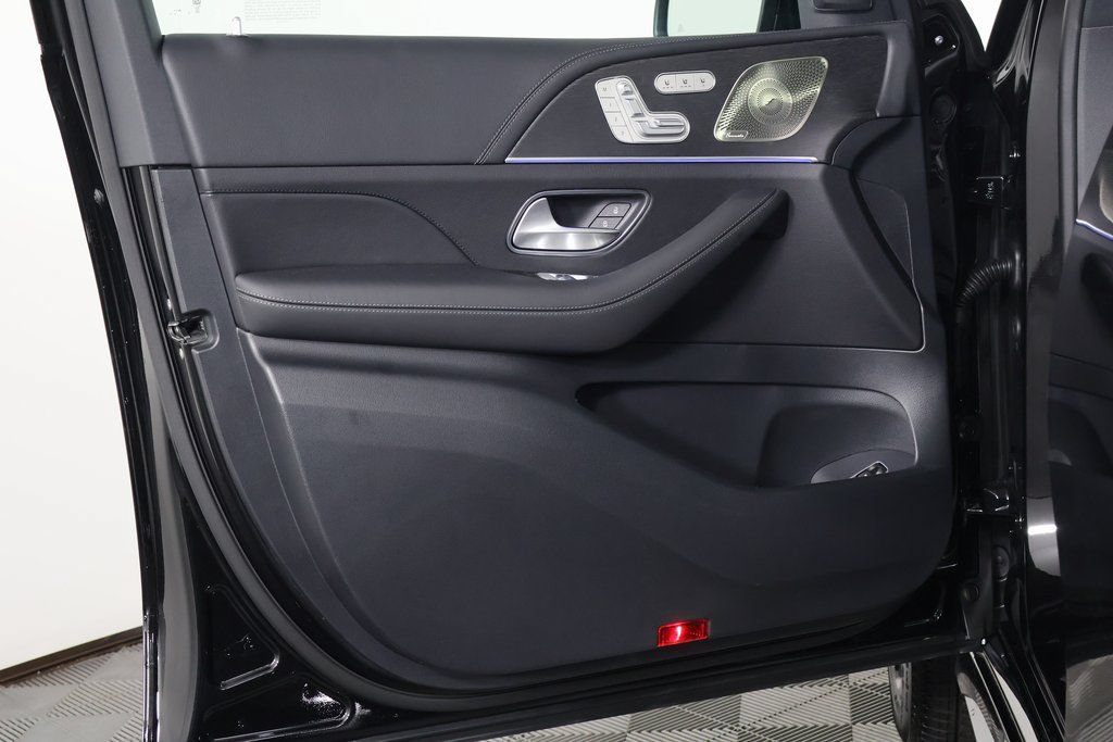 New 2026 Mercedes-Benz GLE 53 AMG 4MATIC image 7