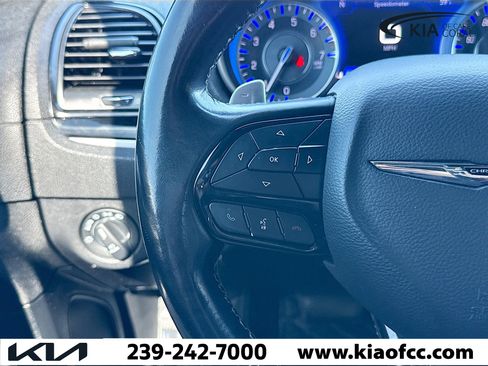 Used 2021 Chrysler 300 S image 34