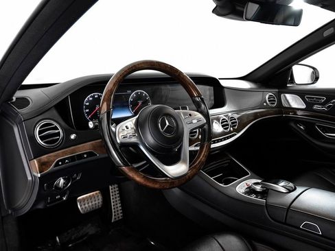 Used 2018 Mercedes-Benz S 450 4MATIC Sedan w/ AMG Line Exterior image 4