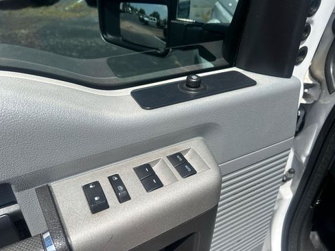 Used 2015 Ford F250 XLT AWD/4WD image 14