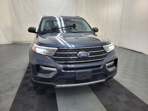 Used 2024 Ford Explorer XLT w/ Equipment Group 202A AWD/4WD image 14