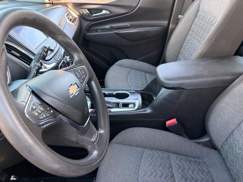 Used 2023 Chevrolet Equinox LT FWD image 19