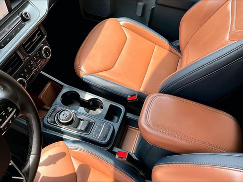 Certified 2023 Ford Maverick Lariat w/ Lariat Luxury Package AWD/4WD image 14