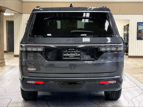 New 2026 Jeep Grand Wagoneer 2WD image 4