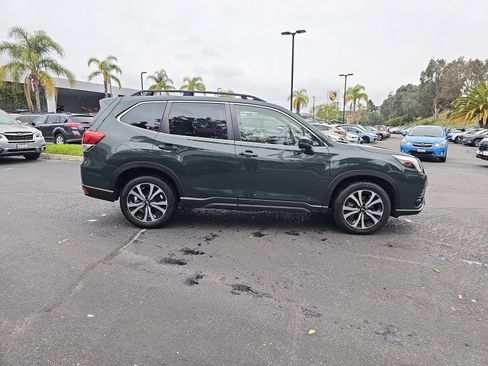 Used 2023 Subaru Forester Limited image 8