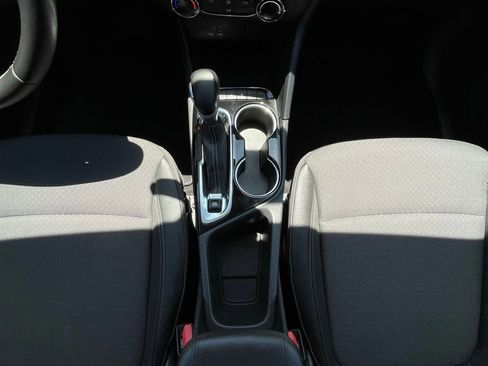 Certified 2025 Buick Encore GX Preferred FWD image 18