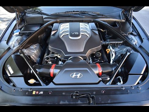 Used 2015 Hyundai Genesis 5.0 RWD image 44