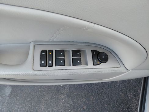Used 2008 Buick Lucerne CXL w/ Luxury Package image 19