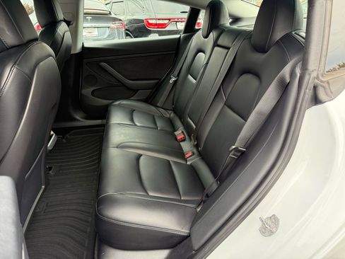 Used 2021 Tesla Model 3 Standard Range Plus RWD image 4